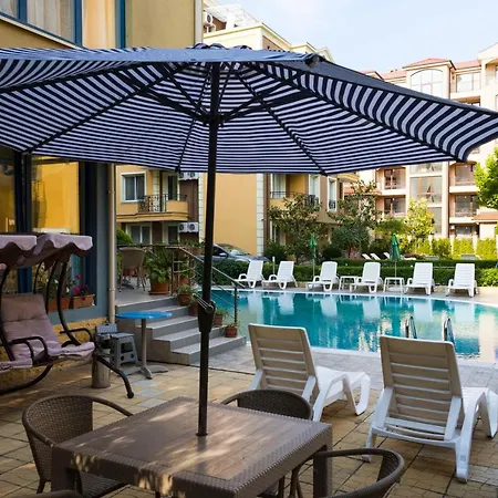 Aquaria شقة فندقية