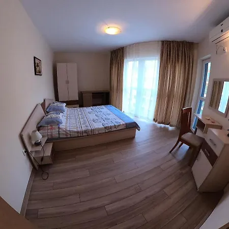 Aparthotel Aquaria 3*