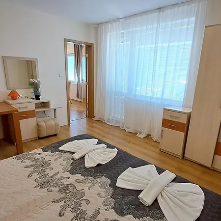 Hotel apartamentowy Aquaria 4*