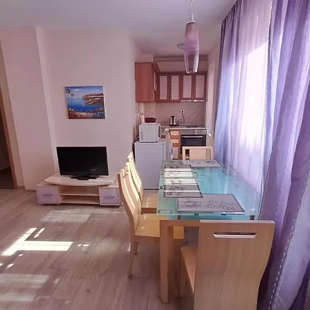 Hotel apartamentowy Aquaria Słoneczny Brzeg