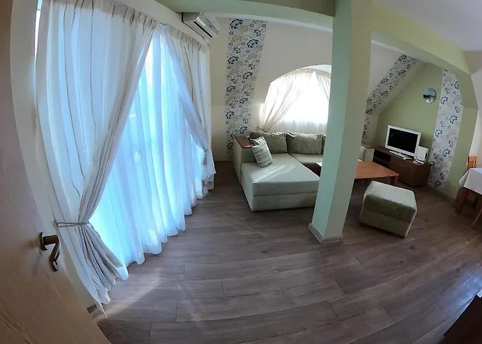 Apartmanhotel Aquaria 4*